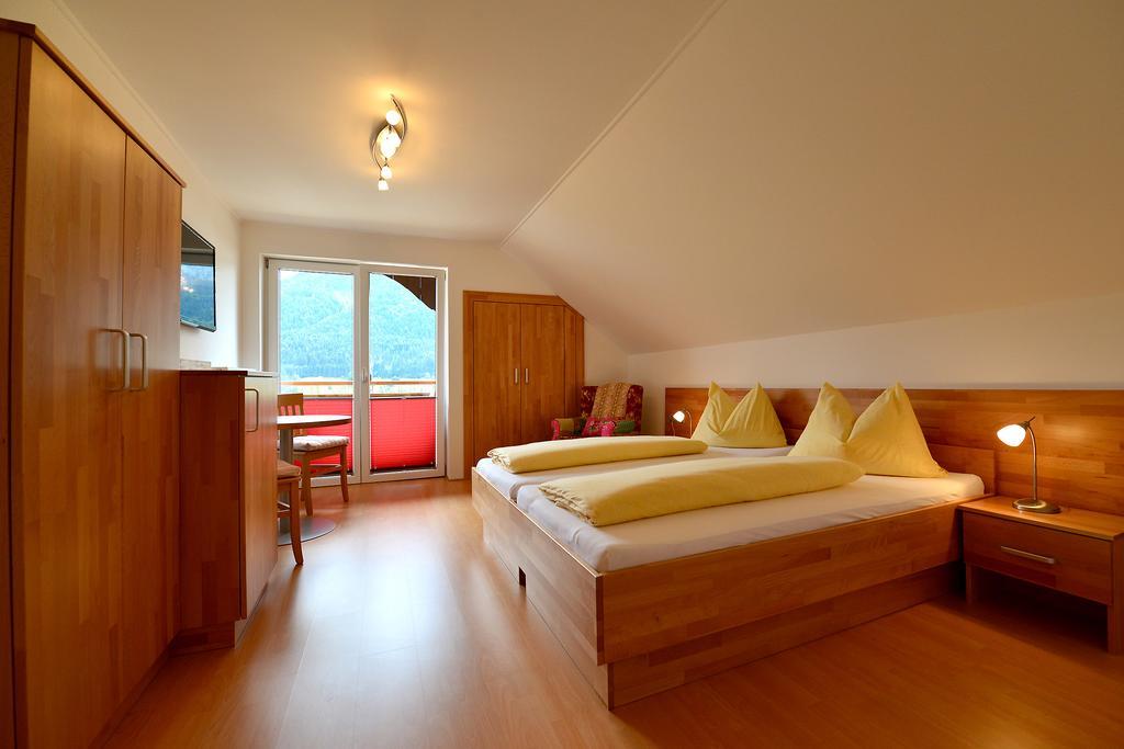 Appartement Haus Kalt à Weissensee Extérieur photo
