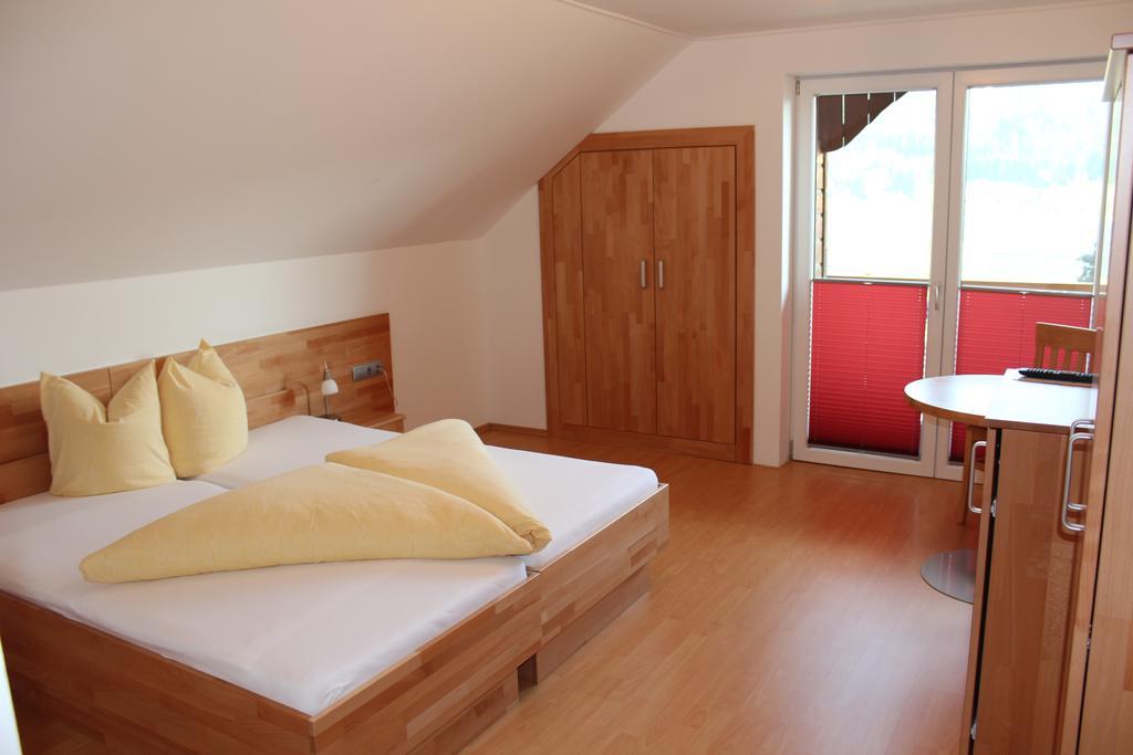 Appartement Haus Kalt à Weissensee Extérieur photo